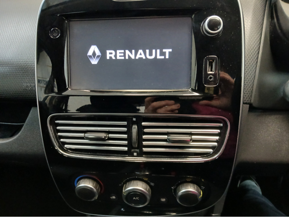 2017 Renault Clio 1.2  DYNAMIQUE NAV : ONLY 83,000 KMS : FINANCE ARRANGED : €10,950