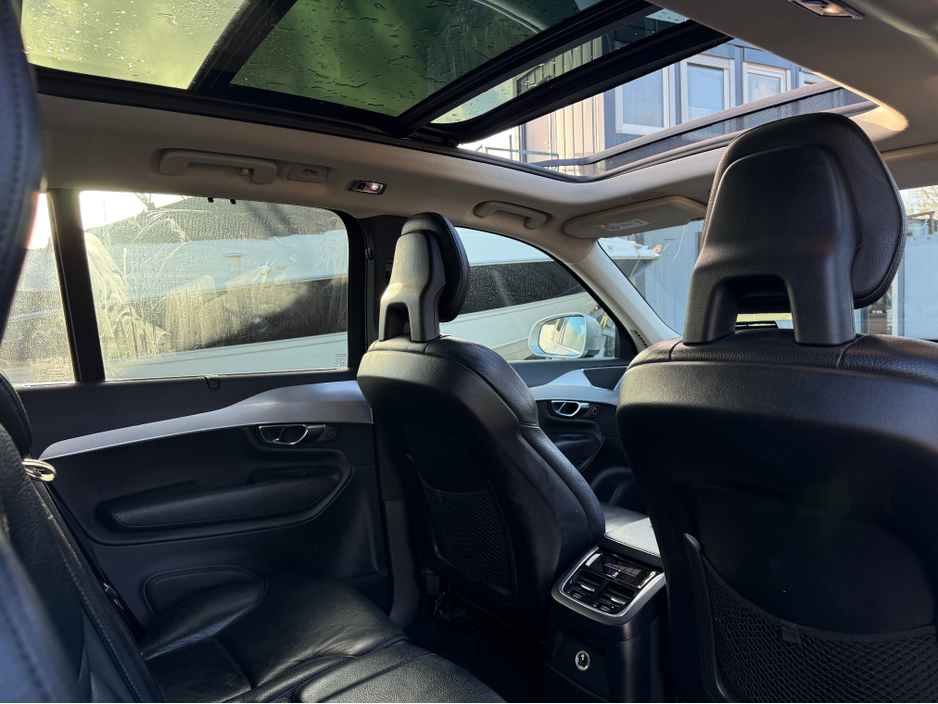 2016 Volvo XC90 T8 PHEV MOMENTUM GT 7 Seater Auto €21,950