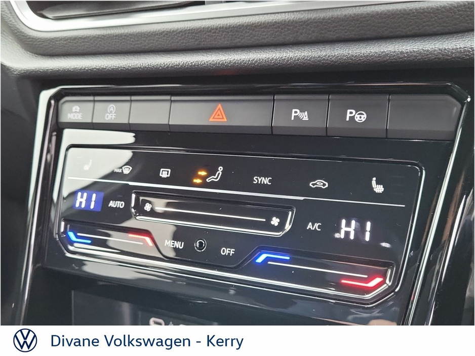 2025 Volkswagen T-Roc AUTO R-LINE 75 1.5 TSI PETROL 150 BHP €39,950