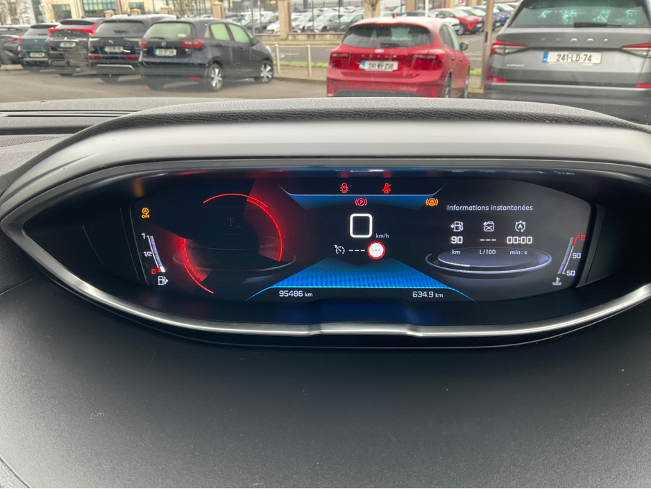 2020 Peugeot 5008 ALLURE 1.2 130 6.3 4DR €23,950