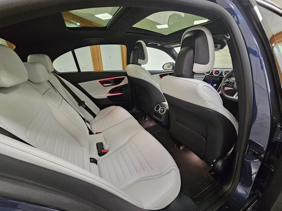2025 Mercedes-Benz C Class BLUE WITH CREAM // PREMIUM C300E €62,950