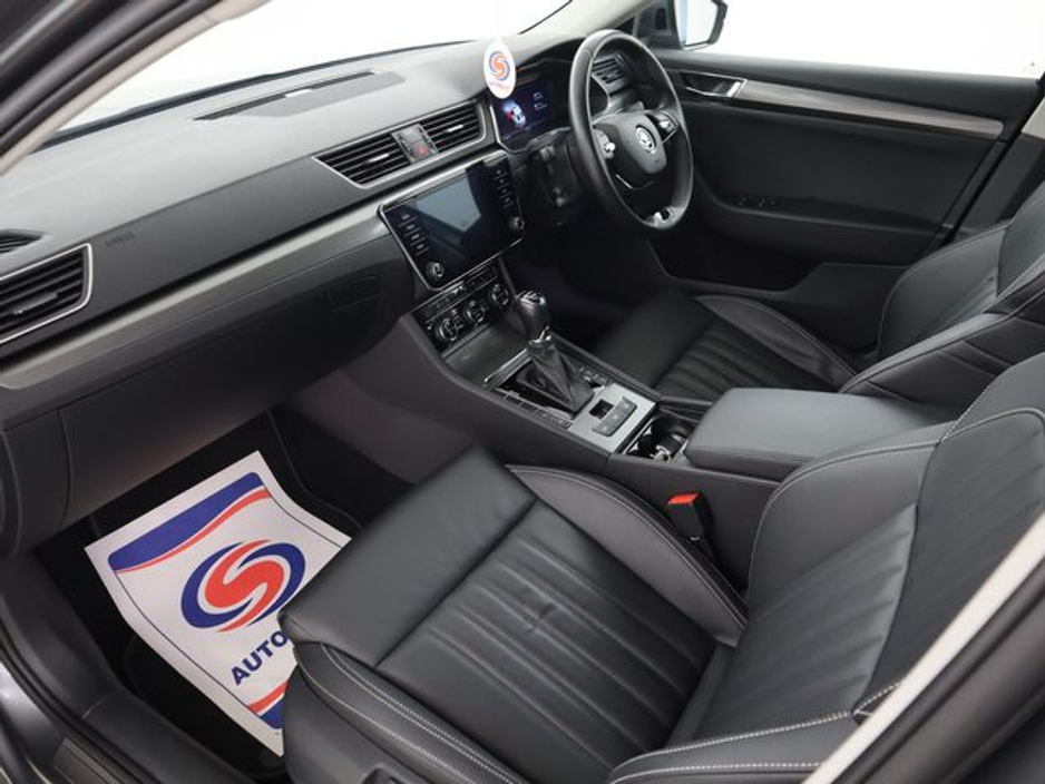 2023 Skoda Superb  €27,850