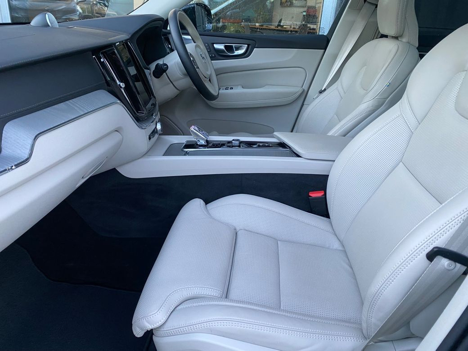 2025 Volvo XC60 T8 Ultra Recharge AWD Auto (PHEV) €67,900