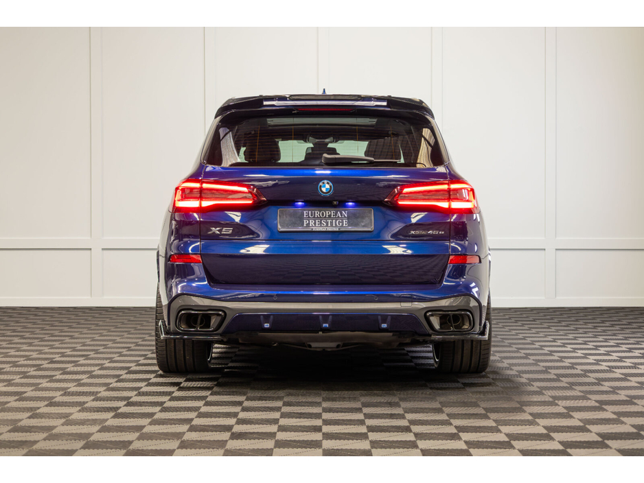 2023 BMW X5 - image 5