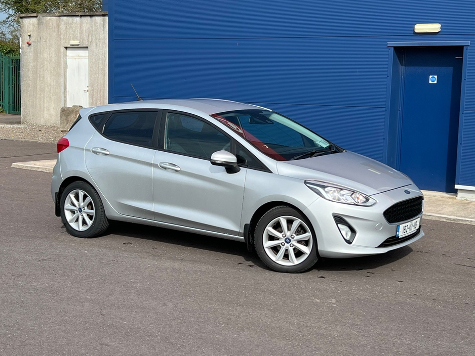 2018 Ford Fiesta - image 2