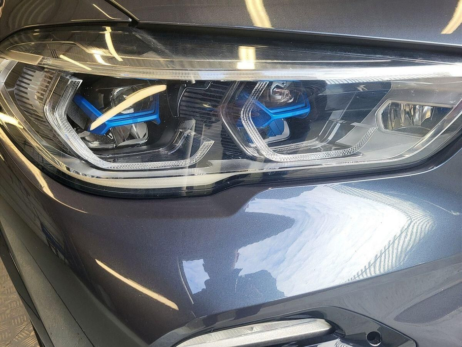 2021 BMW X5 - image 19