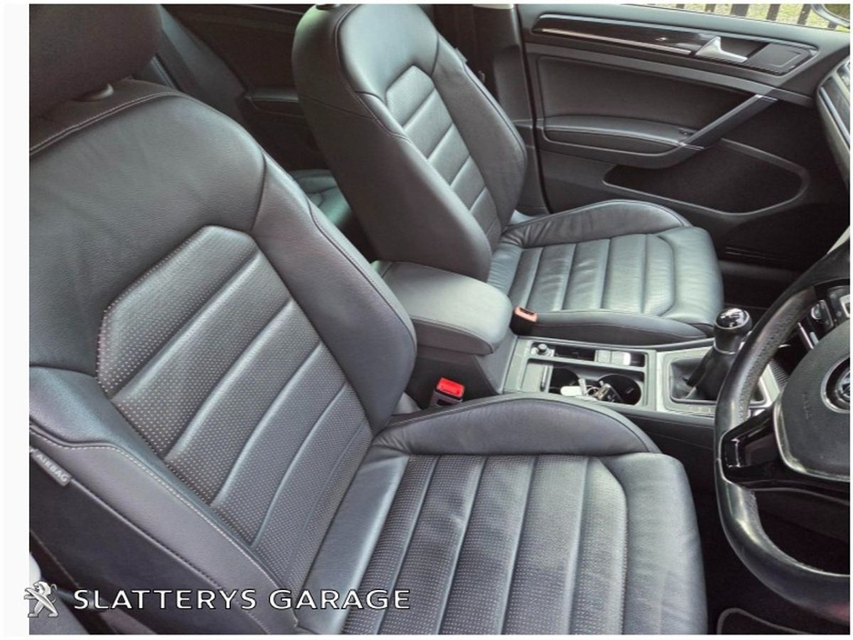 2019 Volkswagen Golf 1.6 TDI 115HP R-Line €22,950