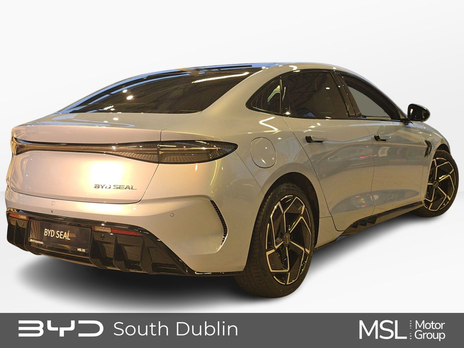 2026 BYD Seal - image 3