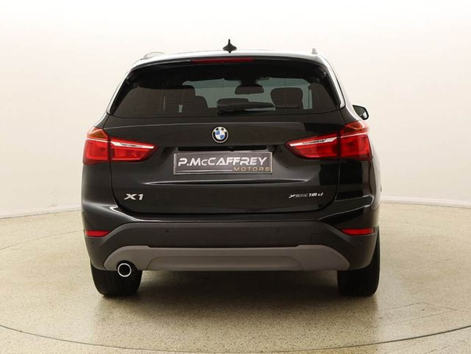 2019 BMW X1 - image 6