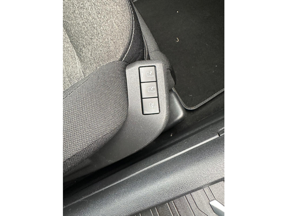 2018 Citroen Grand C4 Picasso - image 23