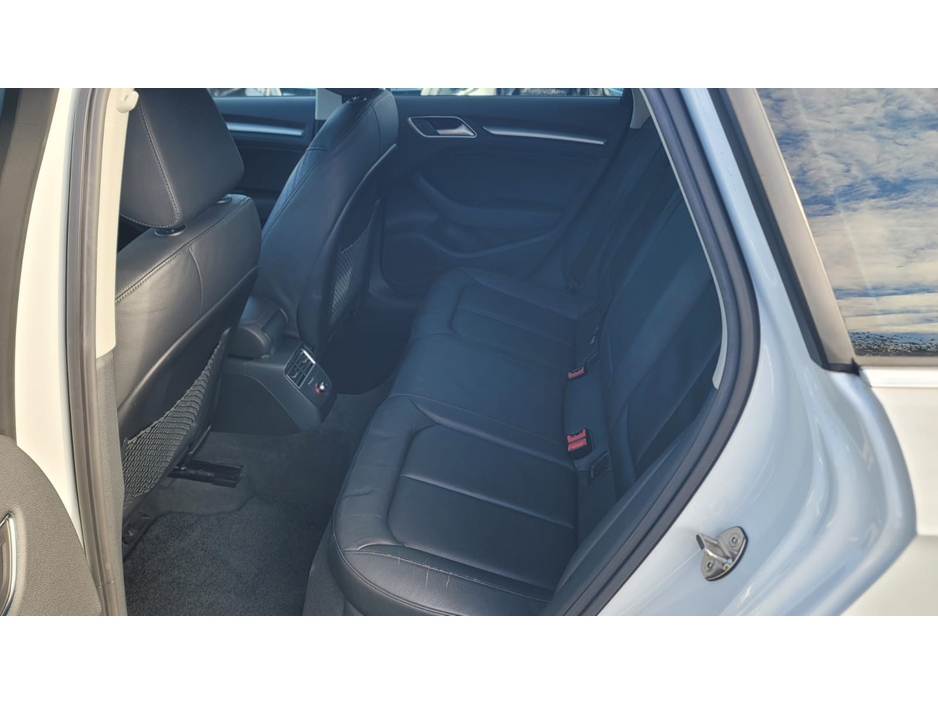 2015 Audi A3 - image 14