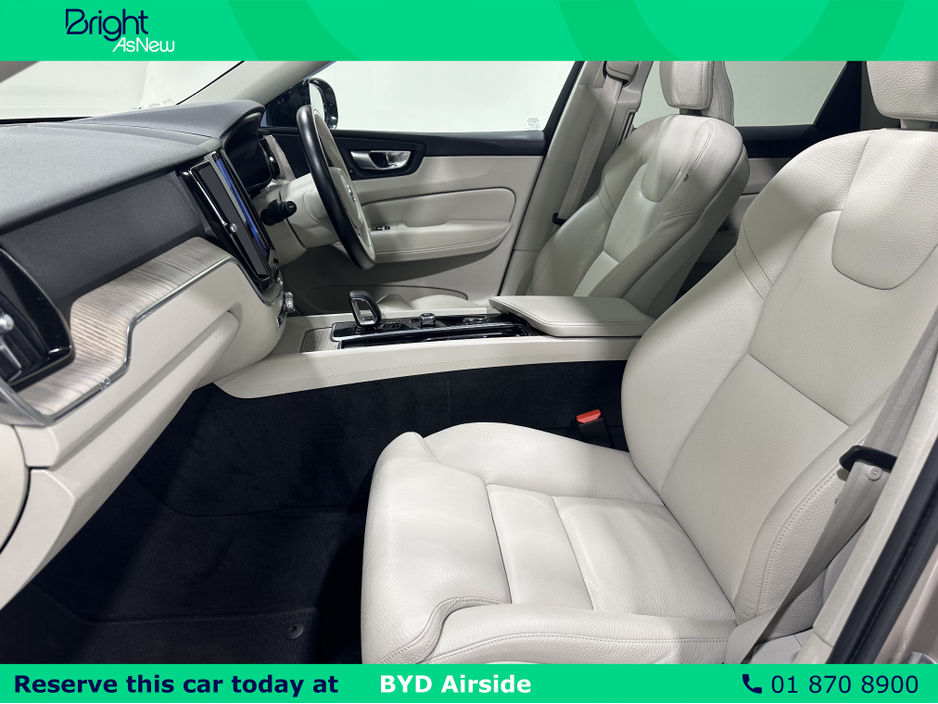2023 Volvo XC60 - image 20