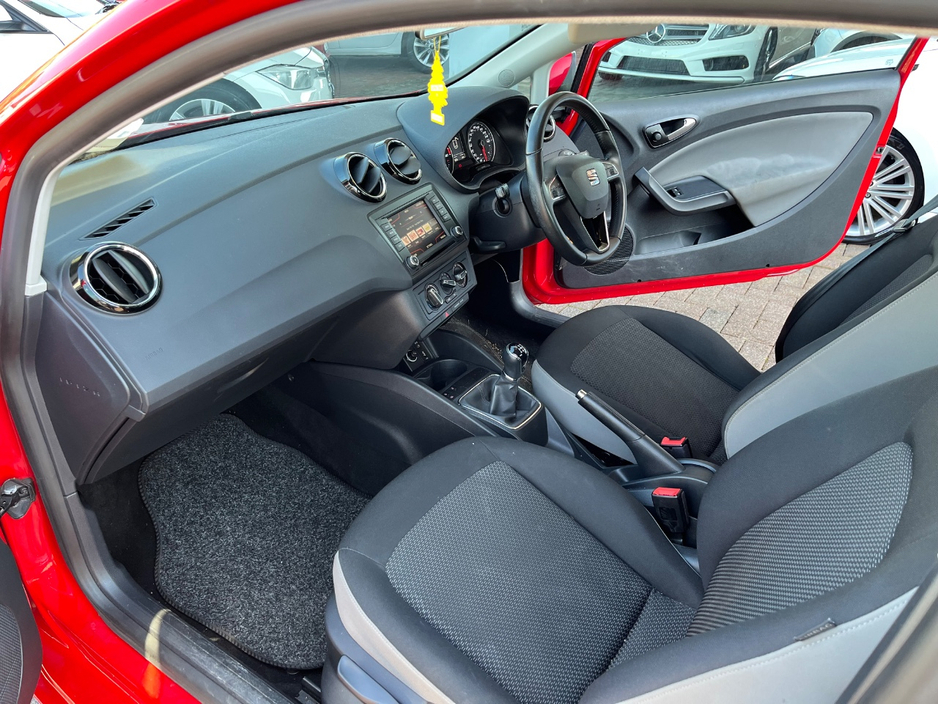 2016 SEAT Ibiza - image 6