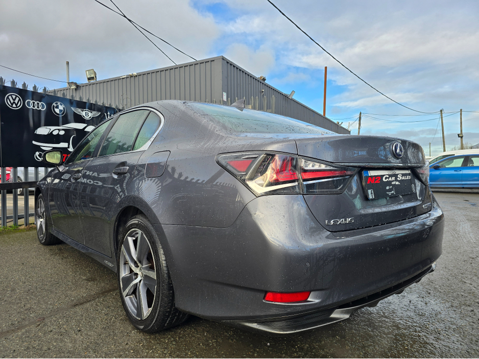 2016 Lexus GS 300 - image 10