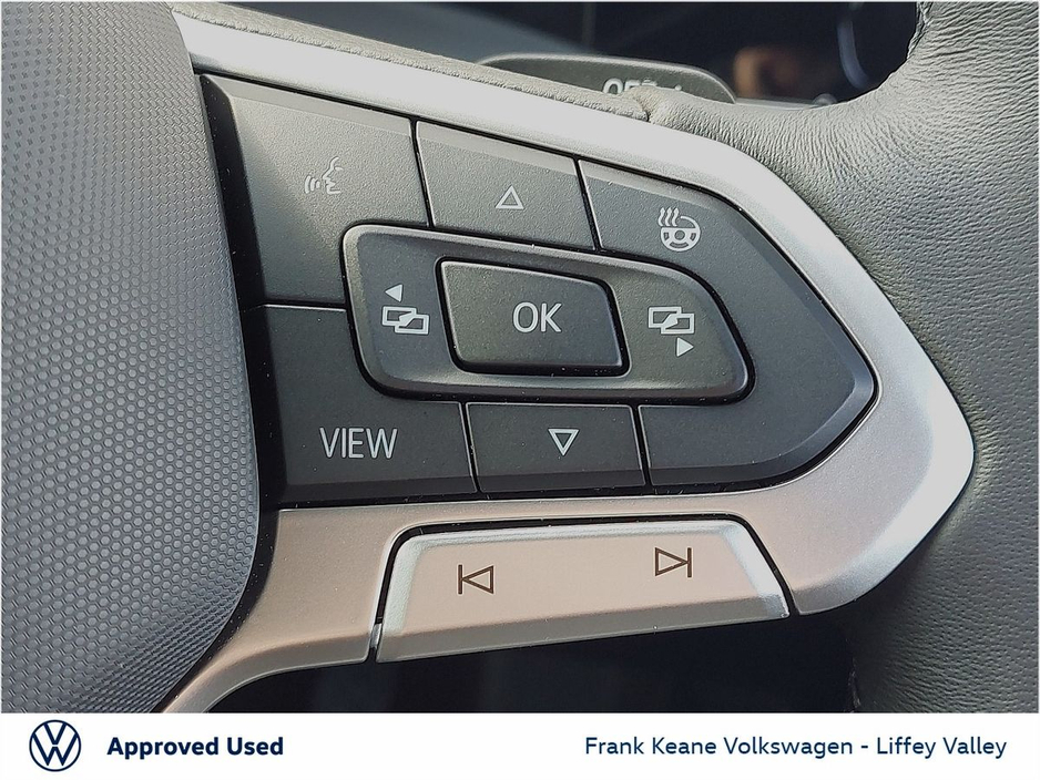 2025 Volkswagen Golf - image 17