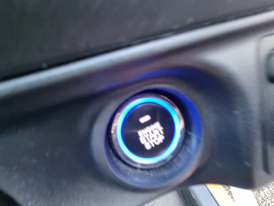 2017 Toyota Aqua - image 18