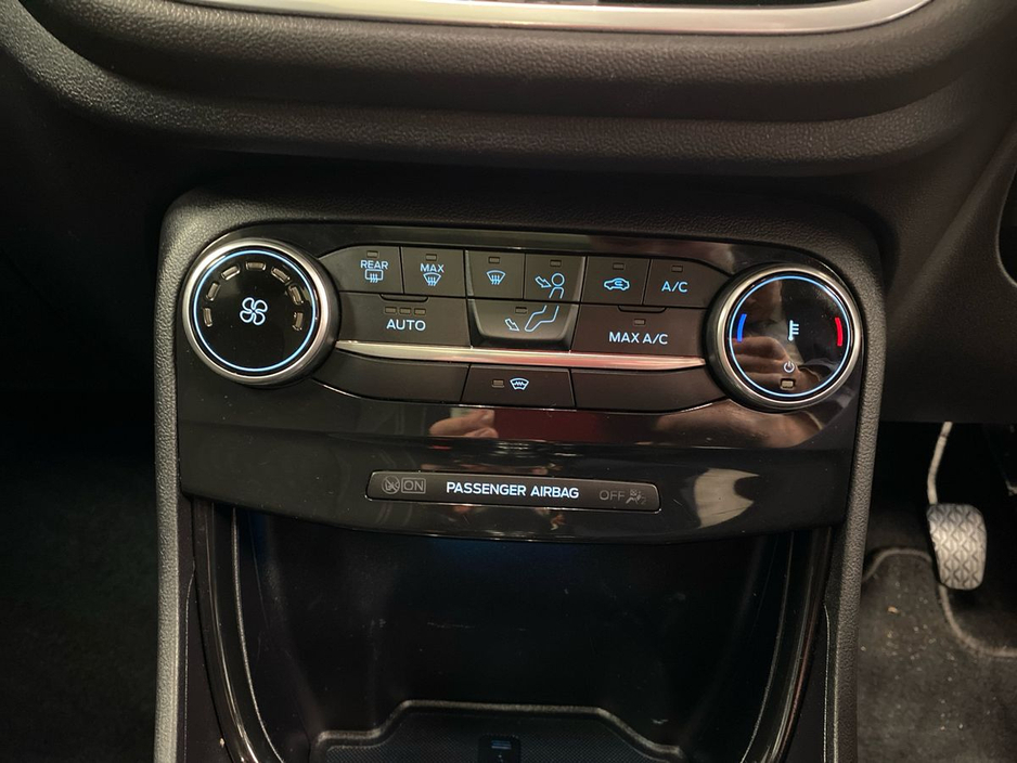 2023 Ford Puma - image 16