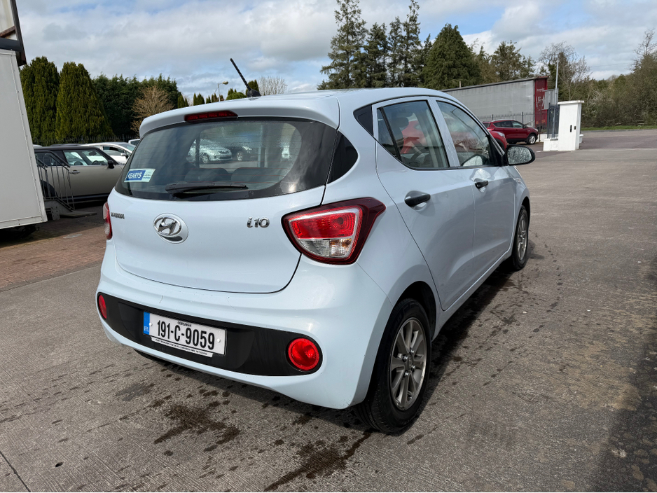 2019 Hyundai i10 - image 3