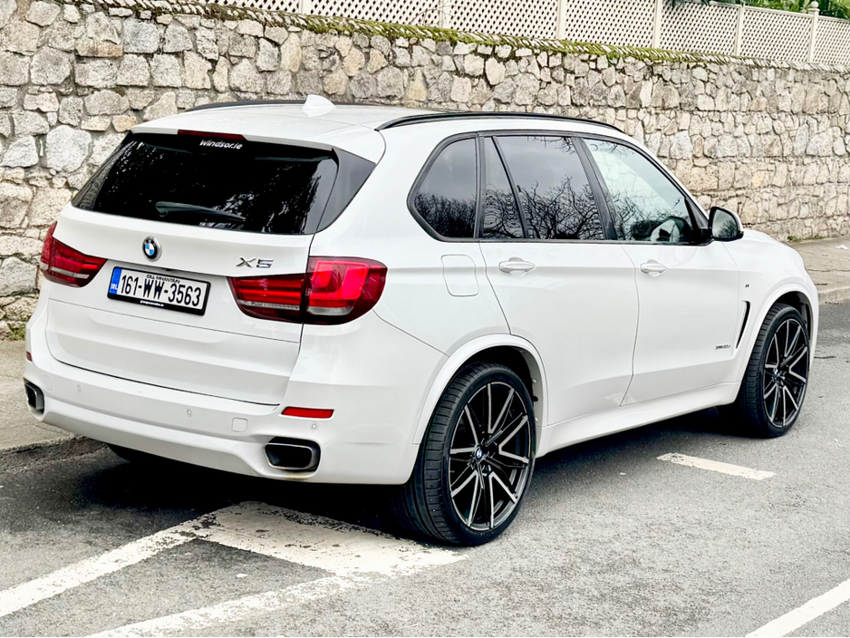2016 BMW X5 - image 8