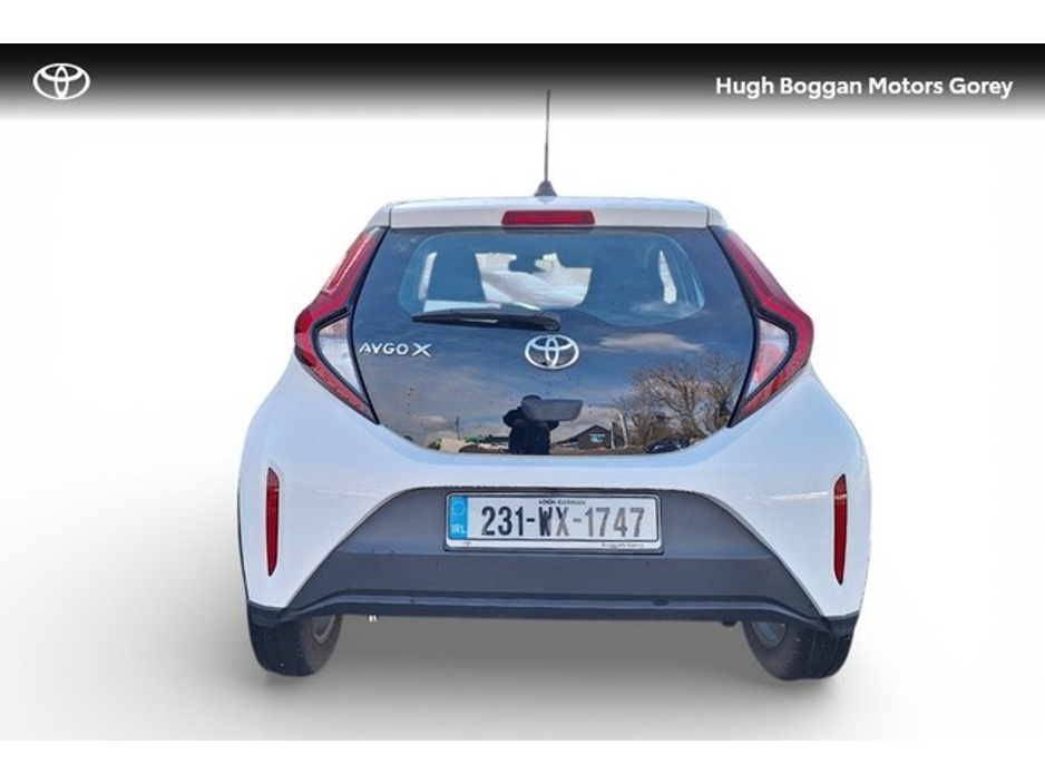 2023 Toyota Aygo X - image 4