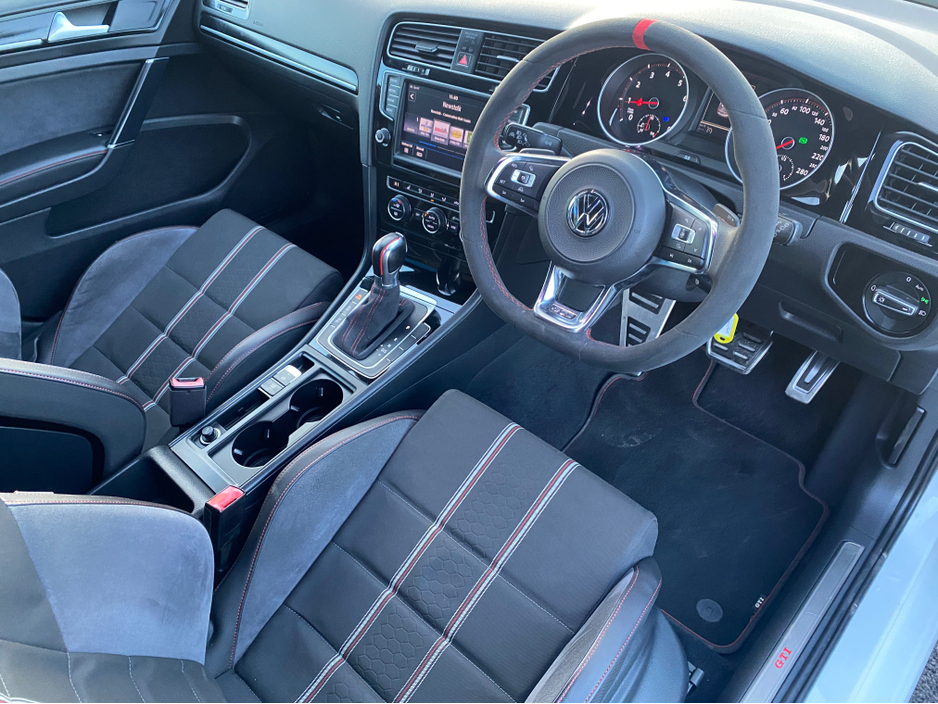 2016 Volkswagen Golf GOLF GTI CLUBSPORT TRACK EDITION 2016 (162) €24,995