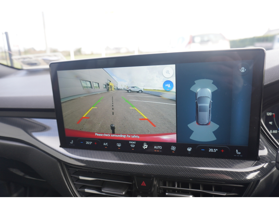 2025 Ford Focus - image 22