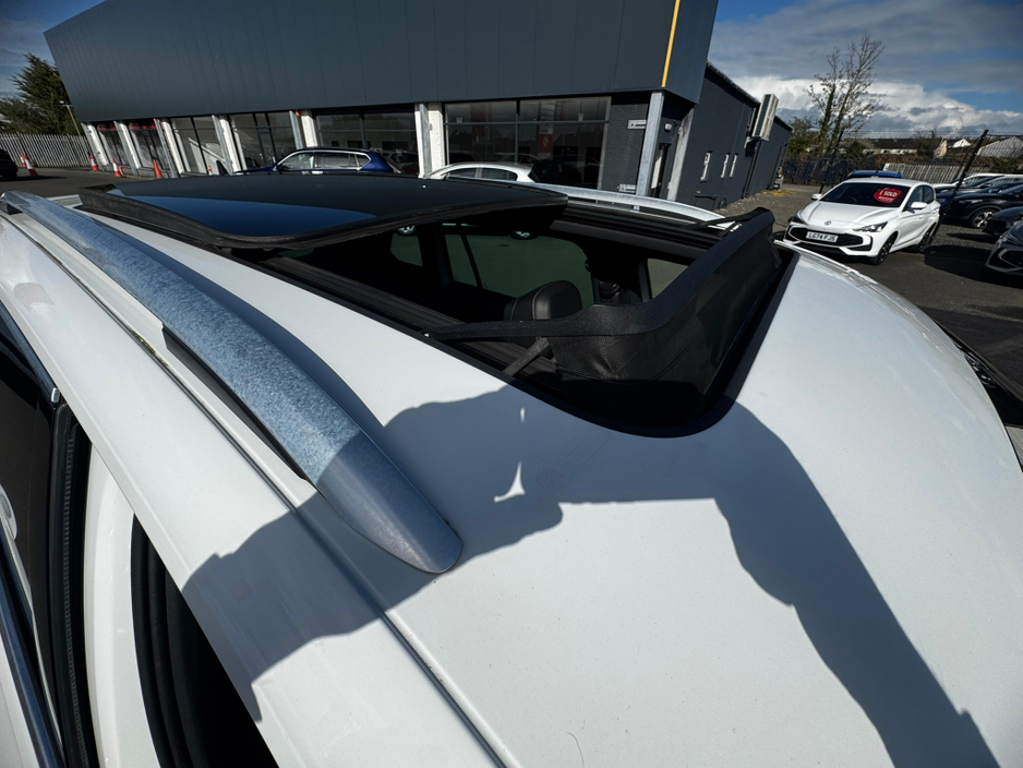 2020 Volkswagen Tiguan - image 21