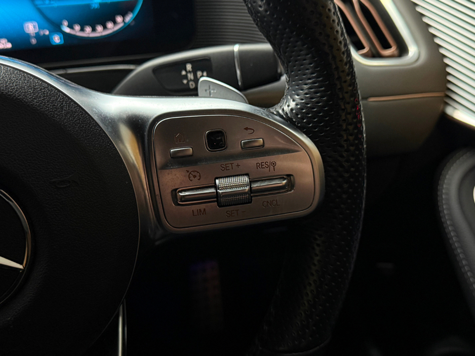 2024 Mercedes-Benz EQC - image 19