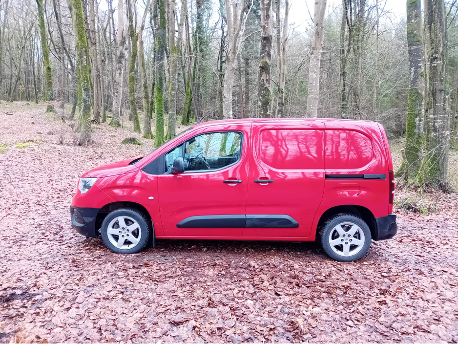 2019 Opel Combo - image 4