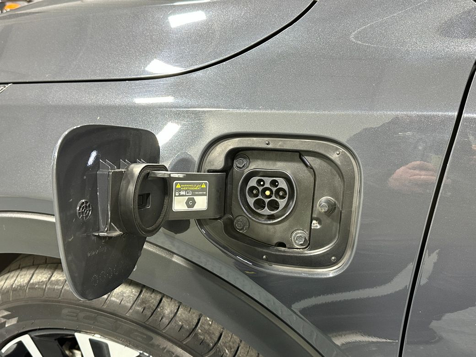 2023 Kia XCeed - image 23