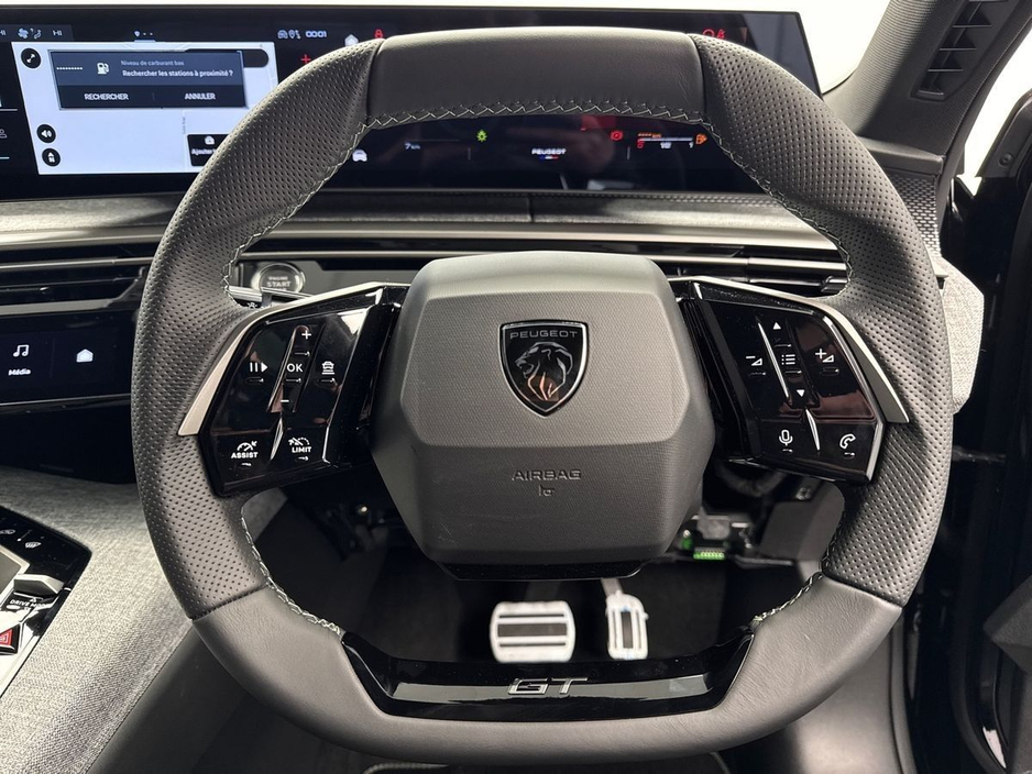 2026 Peugeot 5008 - image 13