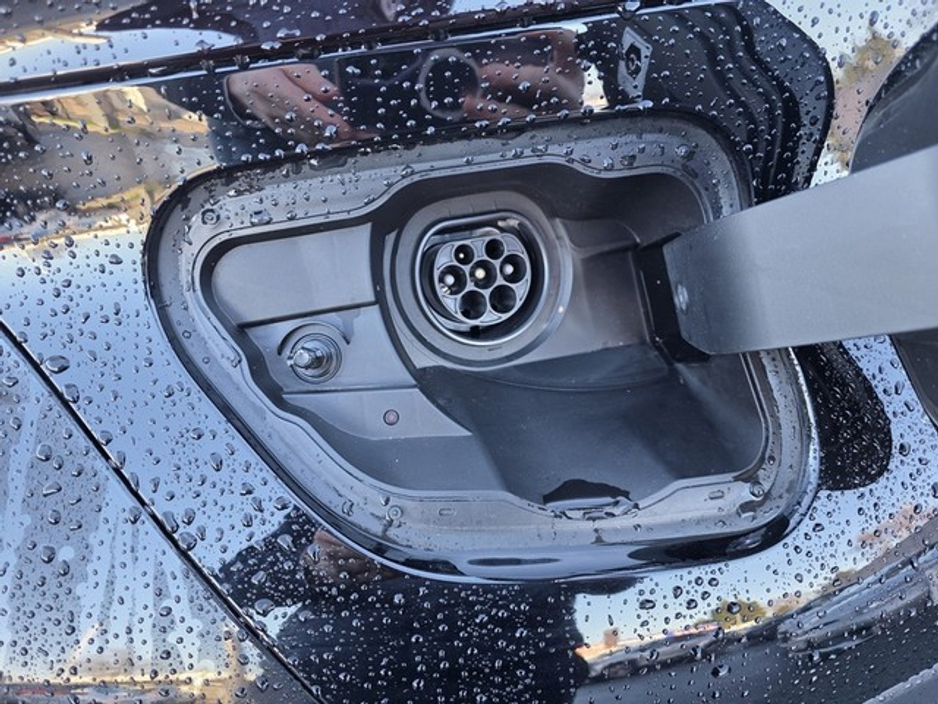 2025 Toyota C-HR 2.0 Phev Gr Sport 5dr €42,949