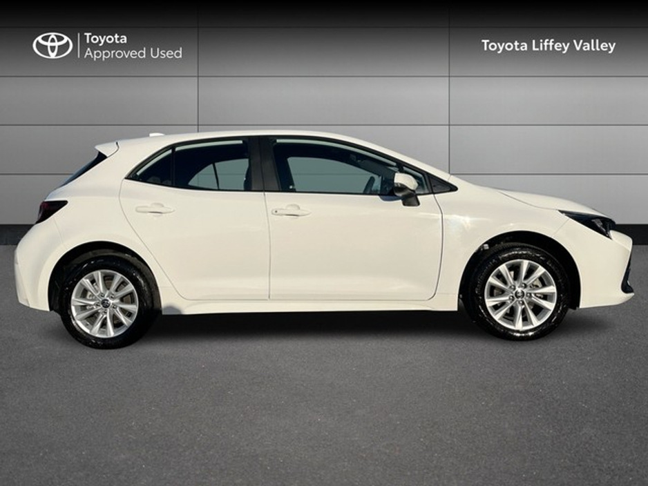 2025 Toyota Corolla COROLLA HB LUNA €30,950