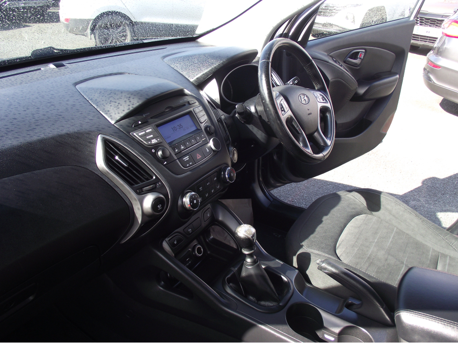 2015 Hyundai ix35 - image 13