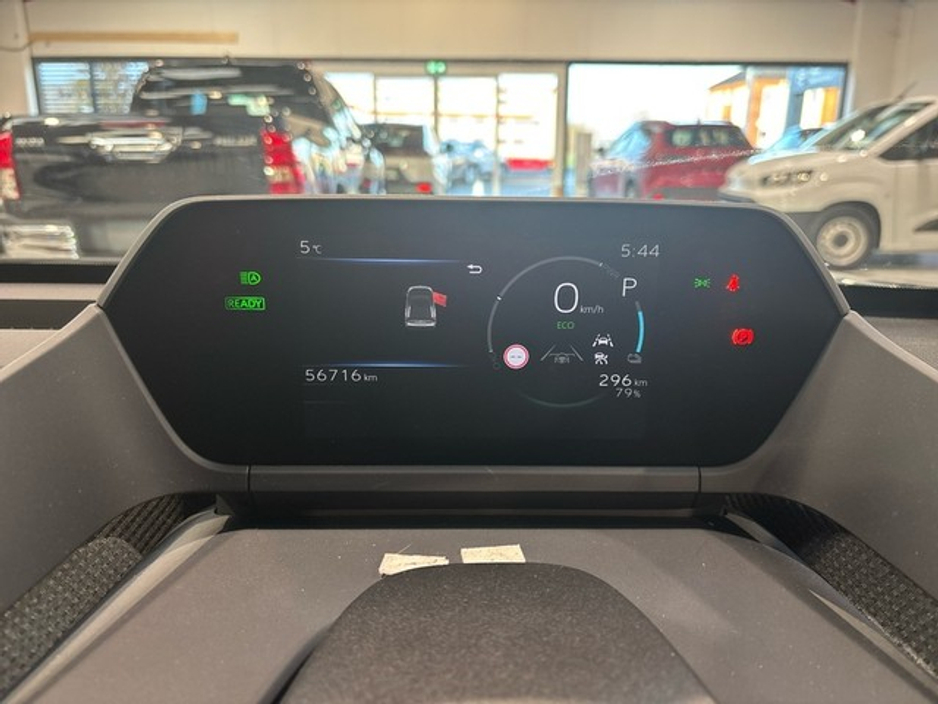 2023 Toyota bZ4X - image 13