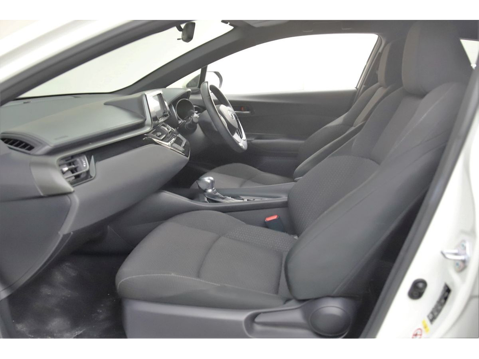 2017 Toyota C-HR - image 15