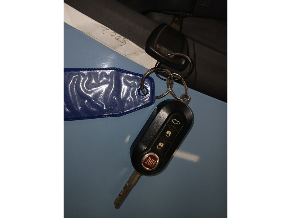 2015 Fiat 500 - image 12