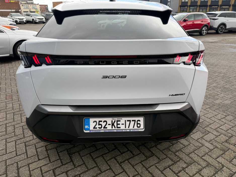 2025 Peugeot 3008 - image 6
