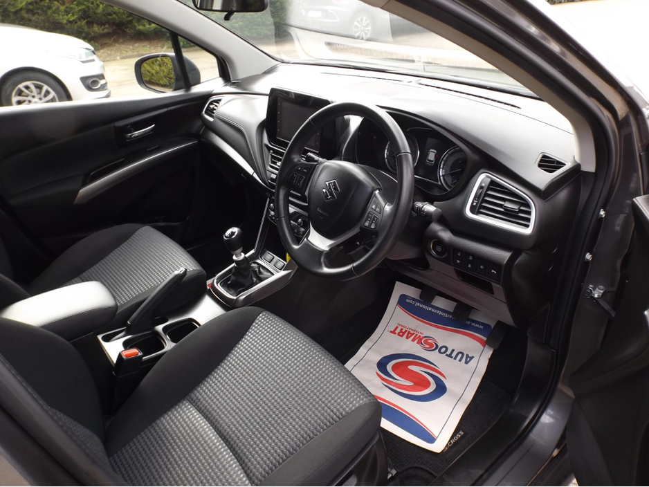 2023 Suzuki SX4 S-Cross - image 3