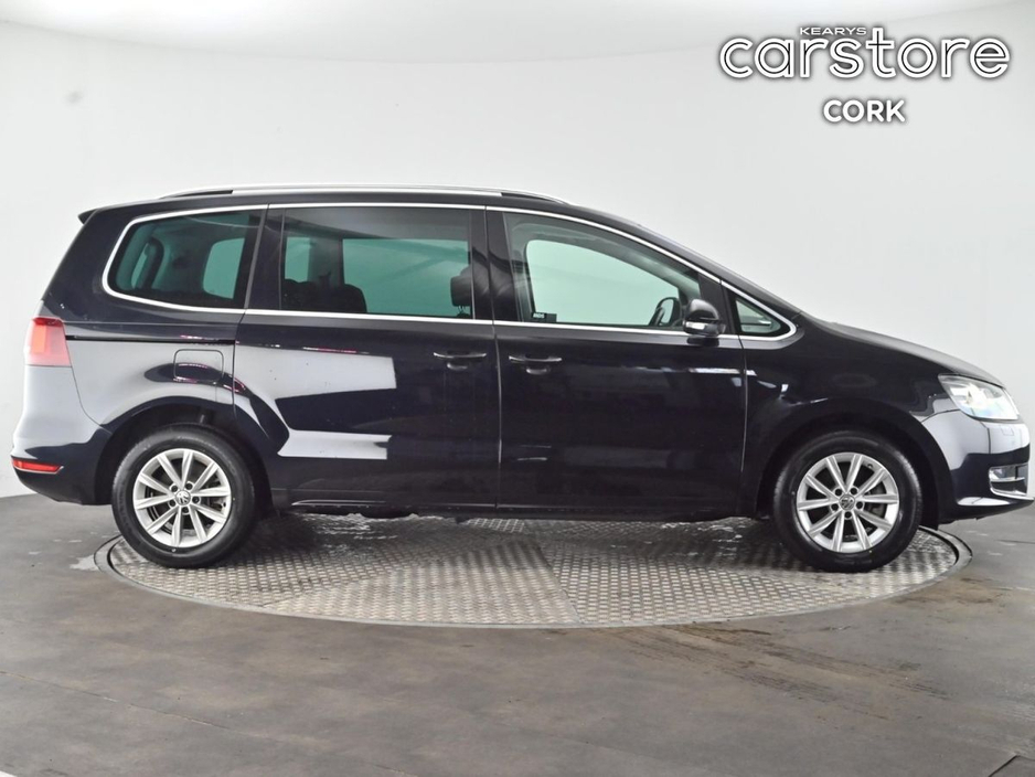2017 Volkswagen Sharan 1.4 Auto €25,880