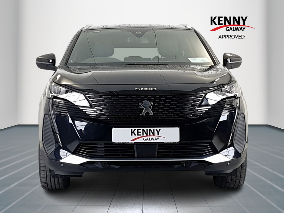 2024 Peugeot 5008 - image 2