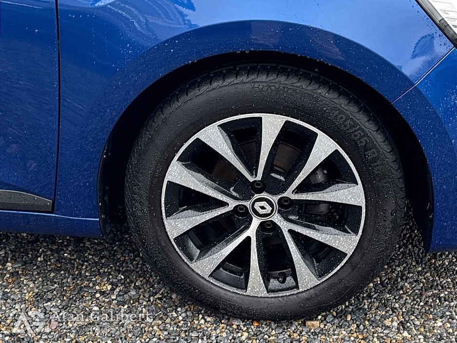 2023 Renault Clio EVOLUTION 1.0 TCE  €76 PW €15,995