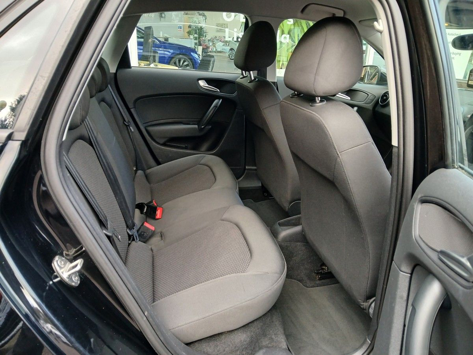 2015 Audi A1 - image 13