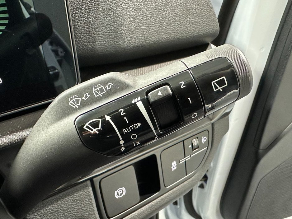 2026 Kia Sportage - image 17