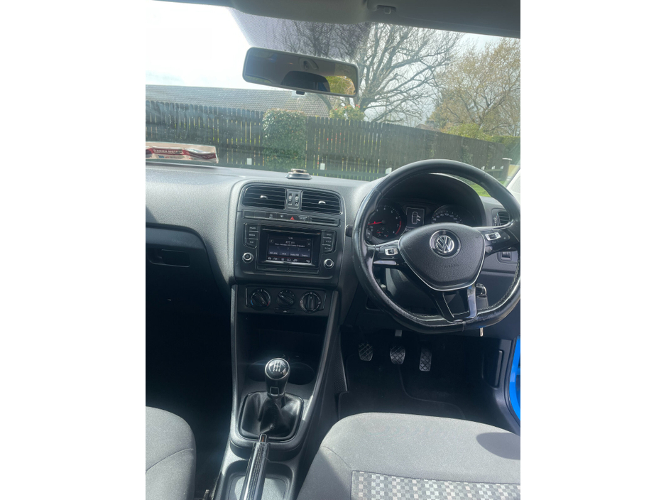 2016 Volkswagen Polo - image 7