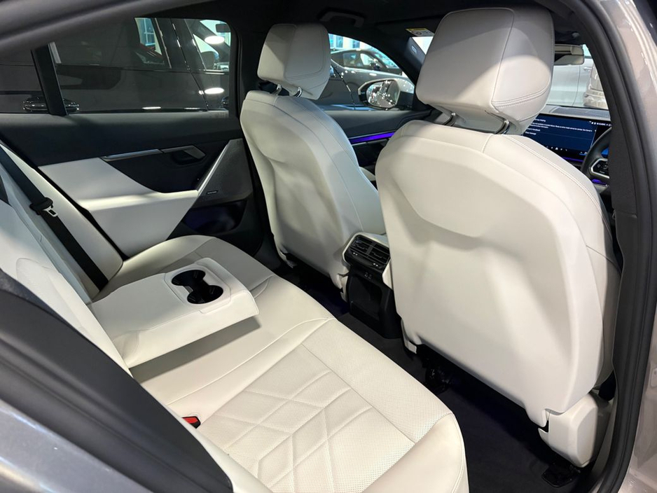 2025 BMW 5 Series 530e M-SPORT=IVORY INTERIOR//AS NEW//D REG=2 YEAR BMW WARRANTY=TAILORED FINANCE PACKAGES AVAILABLE=TRADE IN’S WELCOME €64,995