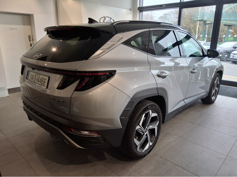 2024 Hyundai Tucson - image 2