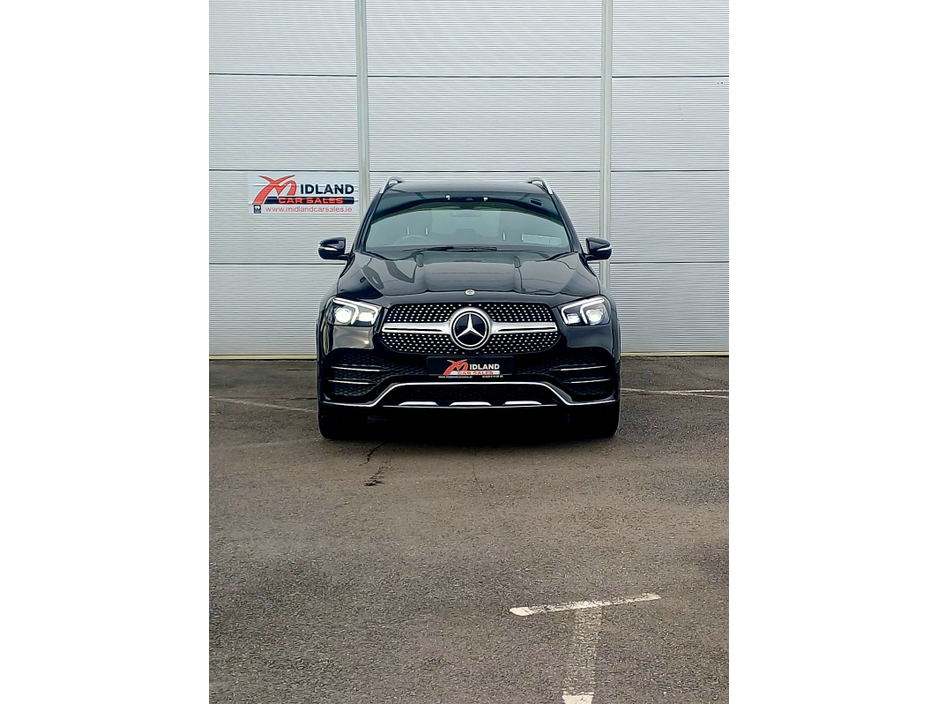 2022 Mercedes-Benz GLE Class - image 3