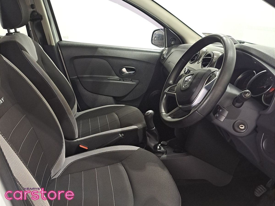 2018 Dacia Sandero Stepway - image 12