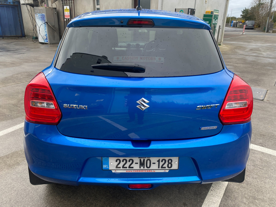 2022 Suzuki Swift - image 7